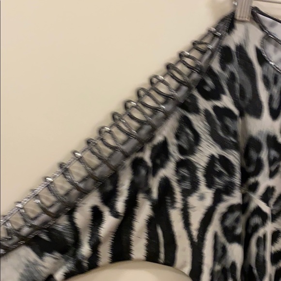 Blouse - Picture 3 of 4